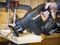 Makita-18V-LXT-Brushless-Recipro-Saw-07.jpg